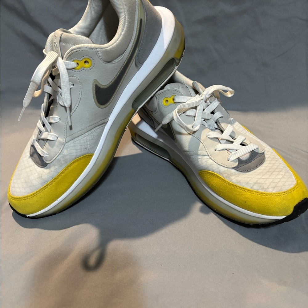 Nike Air Max Motif Photon Dust/Yellow Men’s 11.5 – Like New